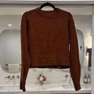 Universal Thread Rich Brown Crew Neck Sweater